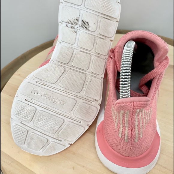 adidas Swift Run J Big Kids Tactile Shoes Sz US 4 - Picture 6 of 9